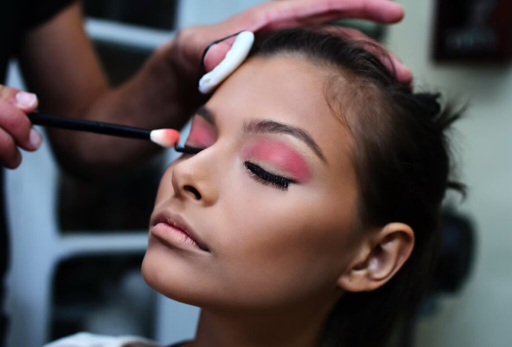 https://nidhi.makeup/wp-content/uploads/2022/01/inner_b1-1024x694.jpg